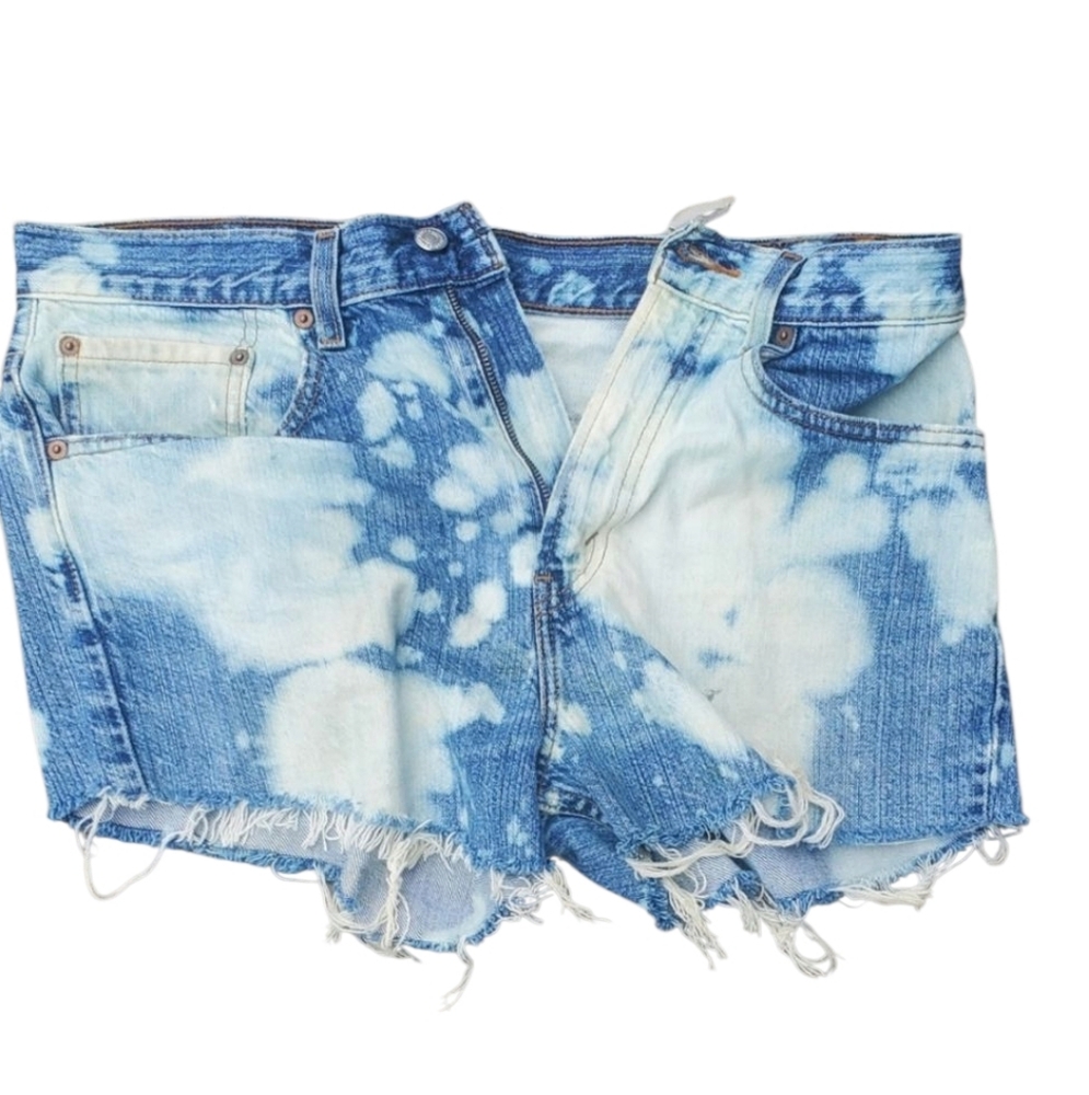 LEVI'S CUTOFFS